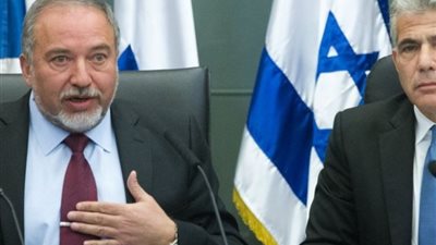 المعارضة في كيان الاحتلال ترحب بقرار استقالة جانتس من الحكومة