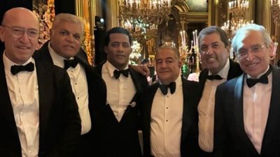 «هذا الشبل من ذاك الأسد»، محمد رمضان يحتفل بزفاف ابن رجل الأعمال ياسين منصور