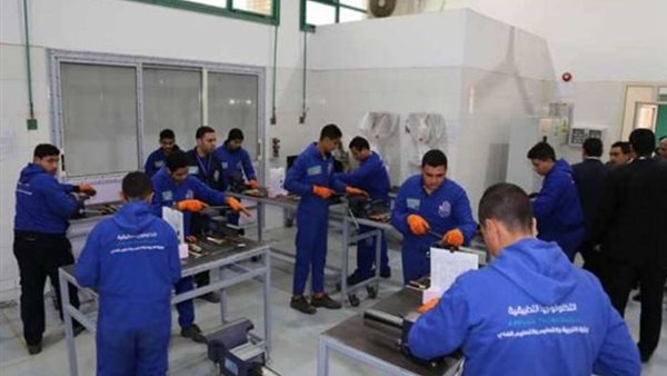مدارس البترول