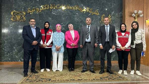 العاملون بشركة «بنها