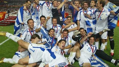حارس المرمى كلمة السر، اليونان بطلا لـ«يورو 2004» على حساب رفاق رونالدو