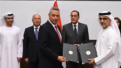 الحكومة تمنح «موانئ أبوظبي» التزام 30 عامًا لإدارة وتشغيل محطات السفن السياحية بالبحر الأحمر