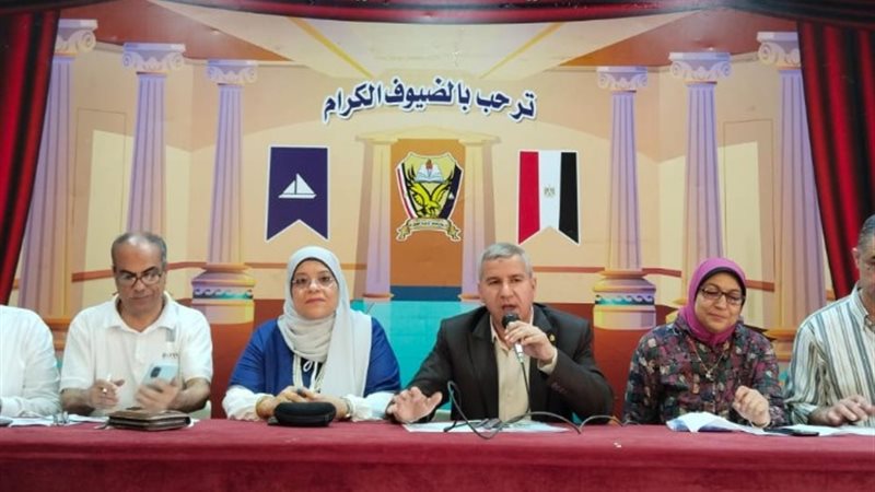 غرفة عمليات التعليم بدمياط