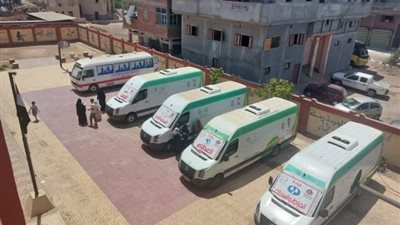 الكشف على 1072 مواطنا مجانا في قافلة طبية بقرية خزان عاشور بدمياط