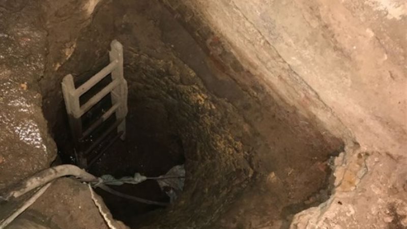 التنقيب عن الأثار