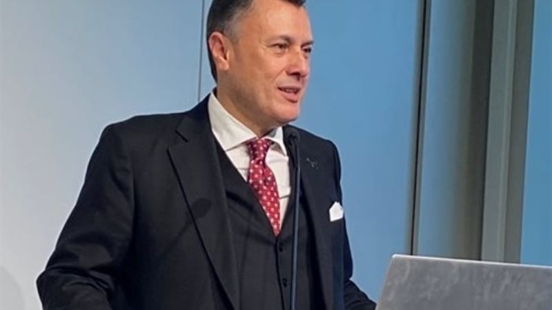 أحمد عيسى وزارة السياحة والآثار