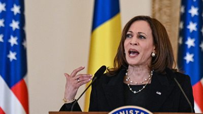 «نائبة بايدن» تصف الحرب الروسية على أوكرانيا بالهجوم على القوانين الدولية