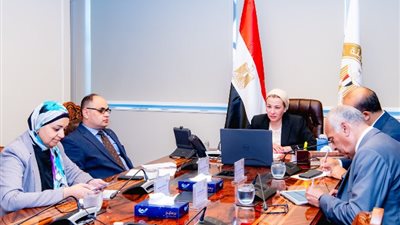 مصر تبحث مع إيطاليا تعزيز التعاون في إدارة المخلفات الصلبة ومبادلة الديون
