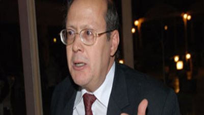عبدالحليم قنديل: ثورة 25 يناير كانت يتيمة وغير قادرة على الحكم