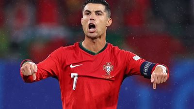 لأول مرة في تاريخ اليورو، البرتغال تسجل هدفا ذاتيا، ورقم سلبي لرونالدو