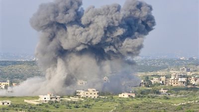 حزب الله يعلن مقتل أحد عناصره جراء قصف إسرائيلي على الجنوب اللبناني