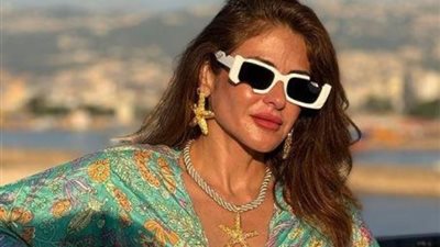 بإطلالة جريئة، هيدي كرم تخطف الأنظار ف أحدث ظهور لها