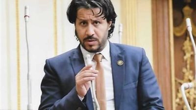 طلب إحاطة ضد وزير السياحة بسبب زيارة الأفروسنتريك للمتحف المصري