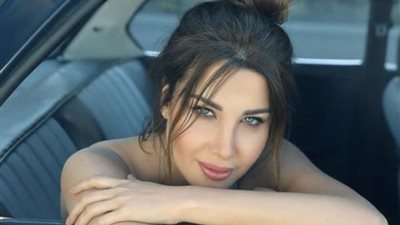 أول تعليق من نانسي عجرم على مشاركتها في فيلم مع عمرو دياب (فيديو)