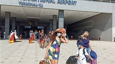ألمان وروس، الغردقة تتأهب لاستقبال 14 ألف سائح على متن 69 طائرة اليوم