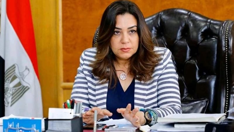 الدكتورة منال عوض محافظ دمياط