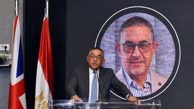 مصر وبريطانيا تبحثان ضخ استثمارات جديدة في مجال البنية التحتية