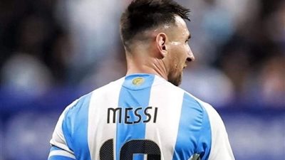 «أوبتا»: ميسي يعادل اللاعب المصري أحمد حسن فى هذا الرقم