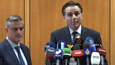 وزير النقل اللبناني: شعبنا لا يخاف، ومقال «تلجراف» سخيف وحرب نفسية