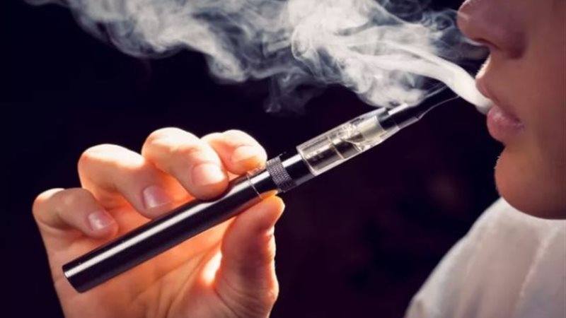 التدخين الالكتروني - أرشيفية