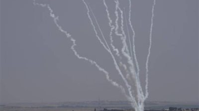 جيش الاحتلال يرصد إطلاق 40 صاروخا من لبنان على المستوطنات الإسرائيلية