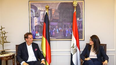 مصر وألمانيا يوقعان اتفاق بـ103 ملايين يورو لتنمية المشروعات متناهية الصغر