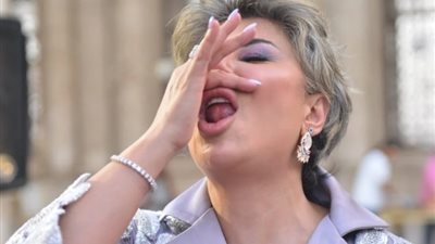 مفيدة شيحة «ترند» جوجل بعد عقد قران ابنتها (صور)