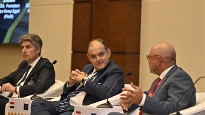 أحمد سمير: القطاع الصناعي يساهم بـ 16% من الناتج المحلي الإجمالي لمصر