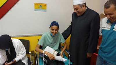 مراعاةً لحالته، استثناء طالب بالثانوية الأزهرية من امتحاني الإنجليزية والفرنسية
