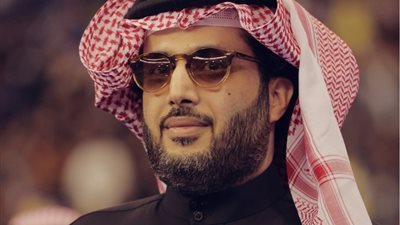 تركي آل الشيخ يشيد بمسرحية «ملك والشاطر»: مكسرة الدنيا في الرياض