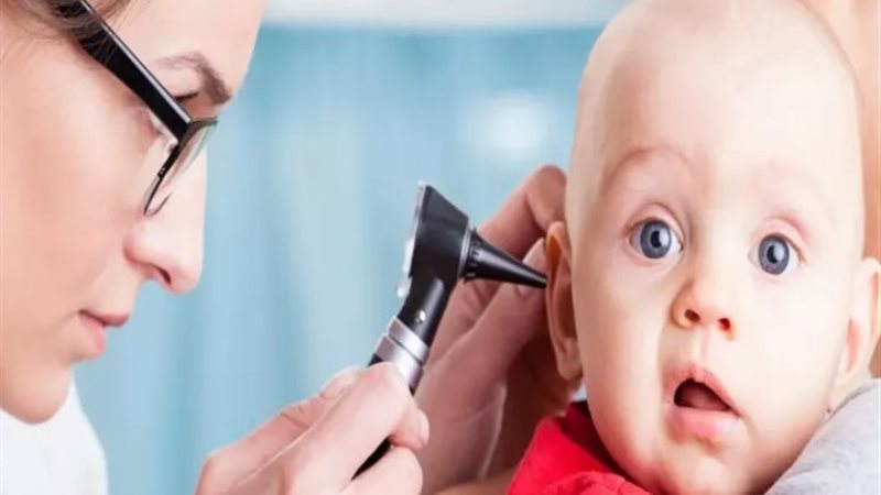 عمليات مجانية لضعاف السمع