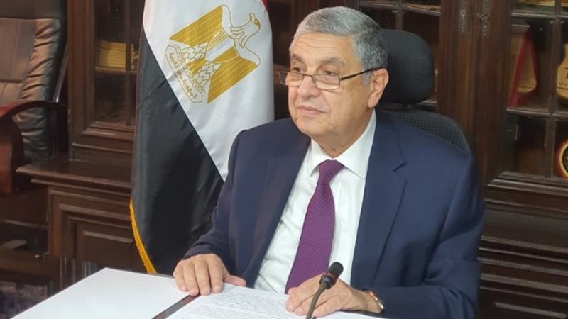 الدكتور محمد شاكر وزير الكهرباء