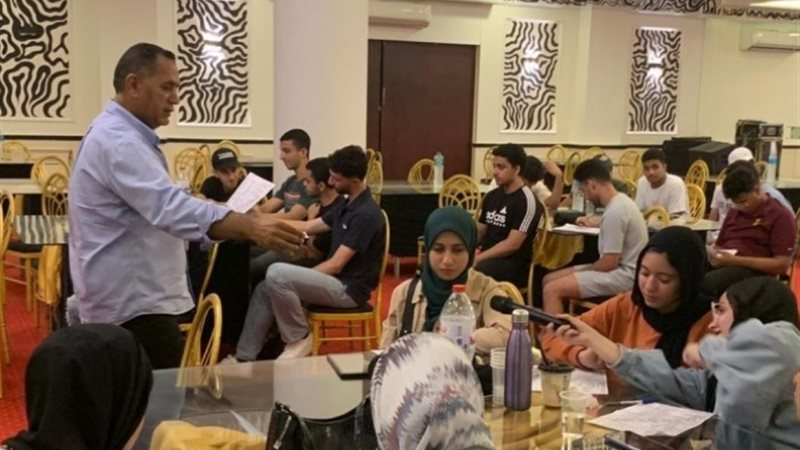 مراجعات مجانية لمادة اللغة الإنجليزية لطلاب الثانوية العامة