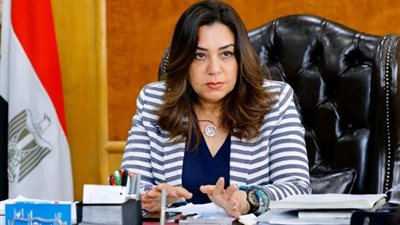 محافظ دمياط: غدا بدء تطبيق قرار فتح وغلق المحال التجارية