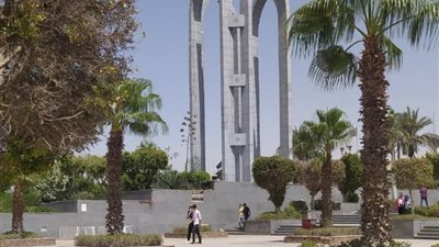 «صيدلة حلوان» تنظم معسكرًا علميًا للأطفال للعام الثاني على التوالي