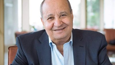 في ذكرى ميلاده، تعرف على قصة كتابة وحيد حامد لفيلم «البرئ»