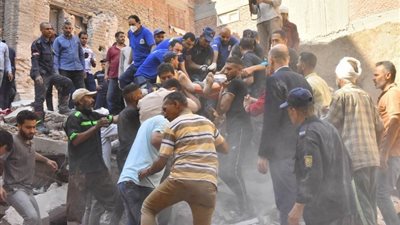 عقار أسيوط المنهار، 14 مصاباً و6 جثث آخر حصيلة لضحايا الواقعة