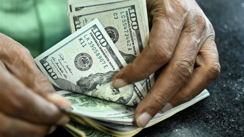 سعر الدولار اليوم مقابل الجنيه المصرى