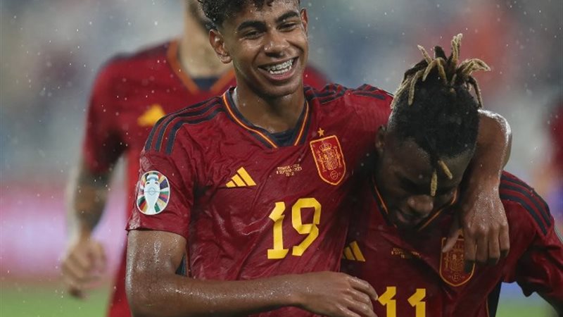 لاعبو منتخب إسبانيا