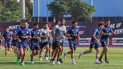 الأهلي يستعيد خدمات نجمه قبل موقعة الداخلية في الدوري