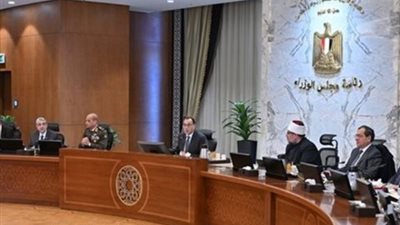 6 وزراء غادروا مكاتبهم قبل ساعات من حلف الحكومة الجديدة اليمين