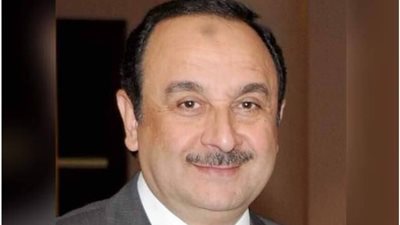 «تسليم وتسلم»، محمود عصمت يسلم «الشيمي» مقاليد قطاع الأعمال