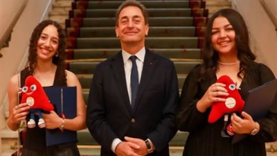 السفارة الفرنسية بالقاهرة تكرم المتفوقات فى الثانوية العامة «البكالوريا»