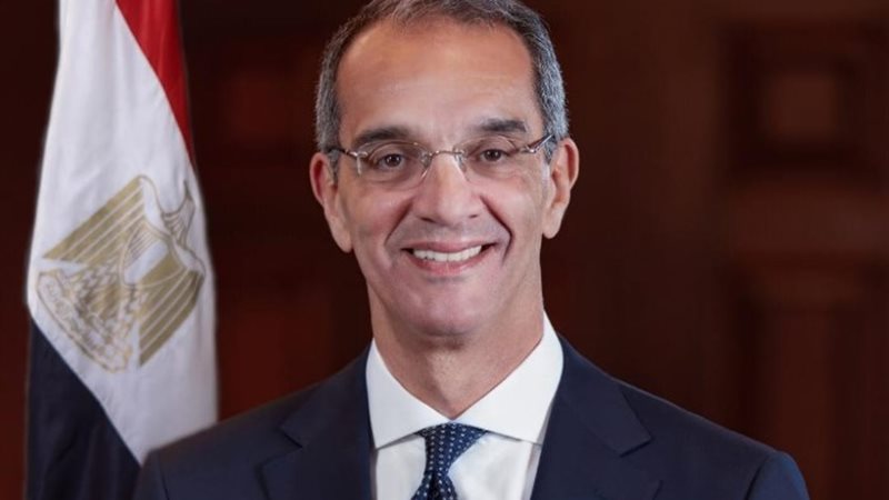 وزير الإتصالات