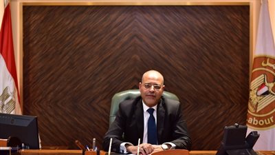 محمد جبران: حصول 2100 عامل على حقوقهم بشركة ملابس في الإسكندرية