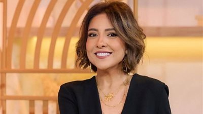 مي كساب توجه رسالة لشيرين عبد الوهاب، ماذا قالت؟