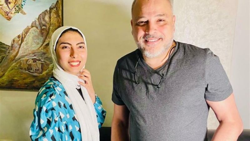 تامر عبد المنعم ومحررة الجمهور