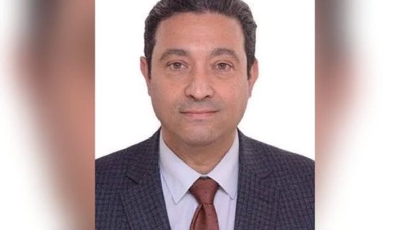 الدكتور أيمن الشهابى محافظ دمياط